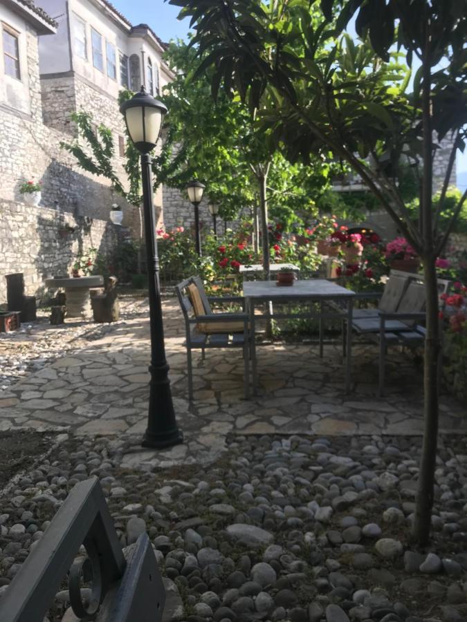 Hotel Klea Berat Esterno foto
