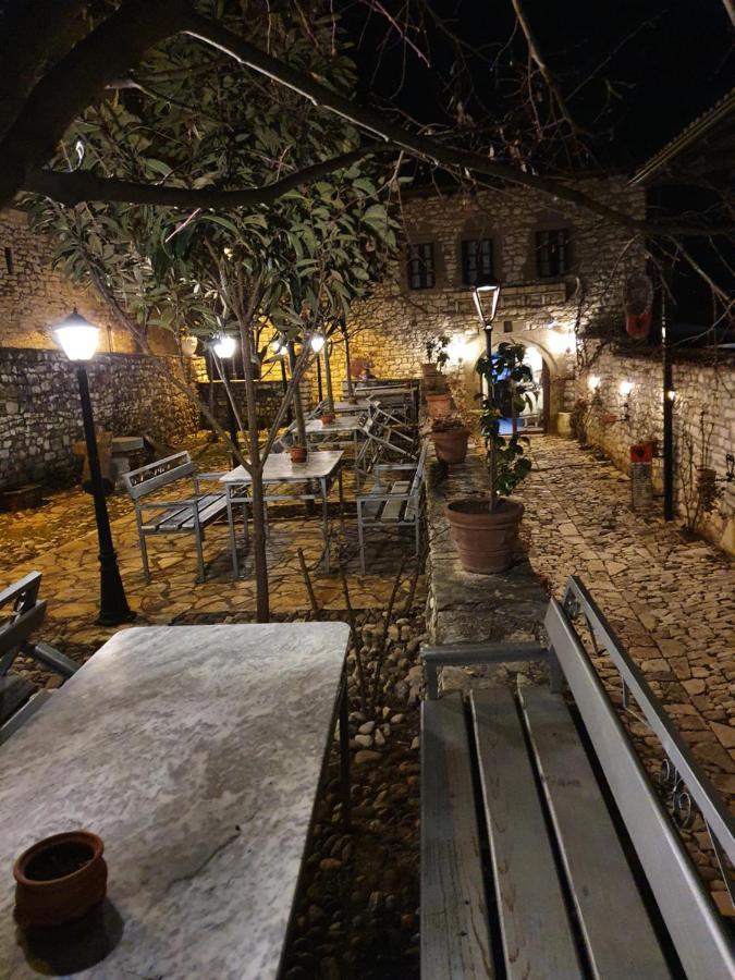 Hotel Klea Berat Esterno foto